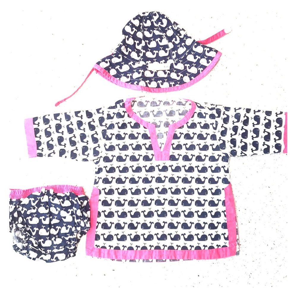 Pottery Barn Kids girls 3-6 months whale set